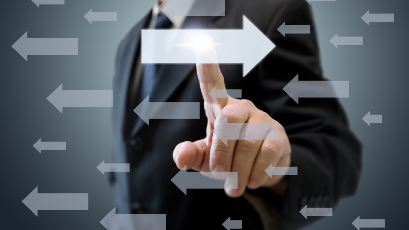 Mesmo em um mundo acelerado, é possível decidir melhor quando a mente encontra silêncio e foco — uma reflexão de Alfredo Moreira Filho.