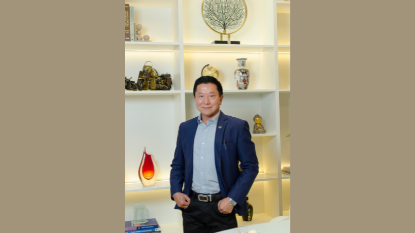 Milton Seigi Hayashi apresenta técnicas modernas de lifting facial que devolvem frescor e equilíbrio ao rosto.