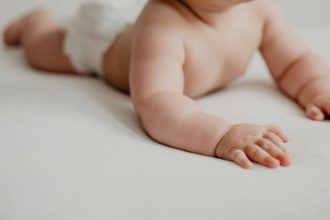 Tragédia em São Bento do Sul: Entenda o Caso do Bebê de 9 Meses que Morreu Após Atendimento na UPA e o Debate Sobre a Saúde Pública