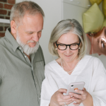 Entenda com o Sindnapi - Sindicato Nacional dos Aposentados, Pensionistas e Idosos como as decisões previdenciárias influenciam diretamente o cotidiano e a segurança financeira das famílias brasileiras.