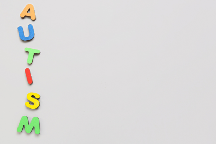 Entenda como funciona o processo de identificação do TEA em adultos e crianças a partir da análise especializada de Alexandre Costa Pedrosa.