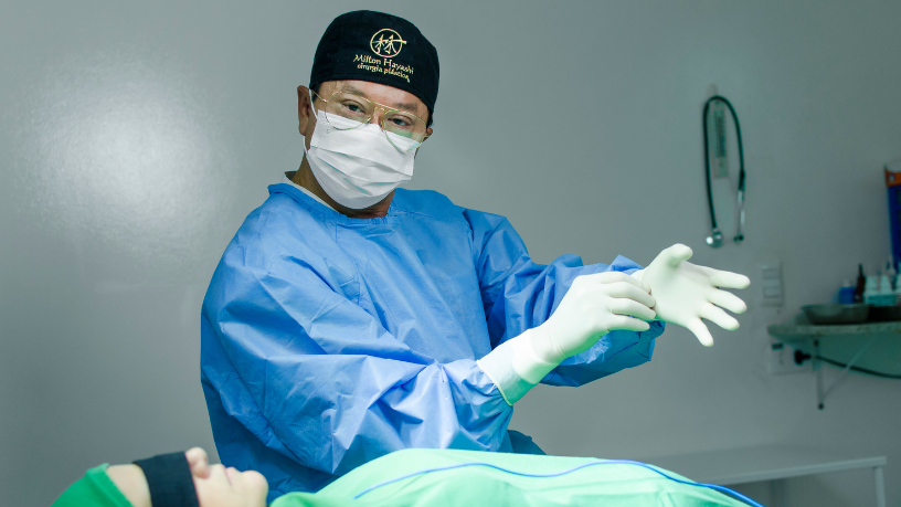 Milton Seigi Hayashi analisa o contorno corporal com tecnologias à luz da literatura médica.